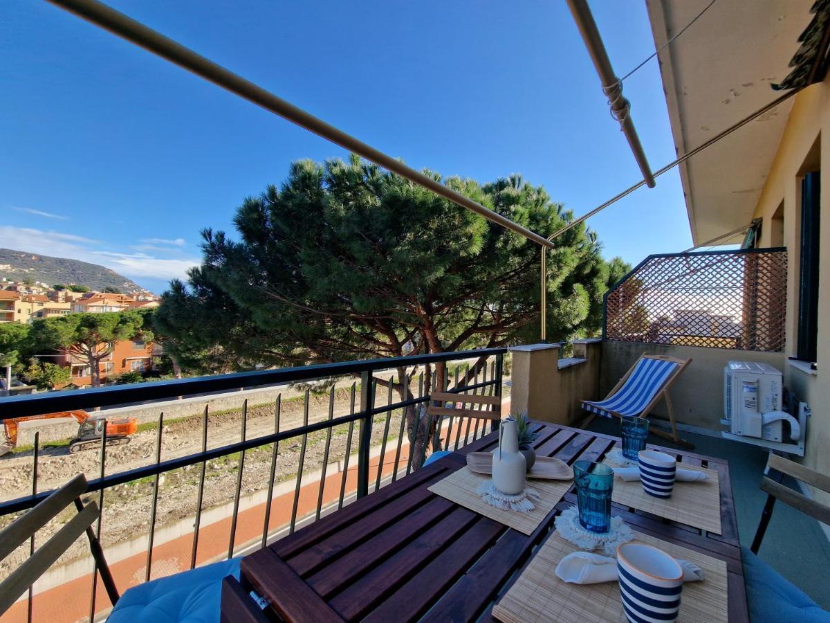 650 Metri Dal Mare - Wifi - Terrazzo - Piscina - A/C Apartment Pietra Ligure Exterior photo